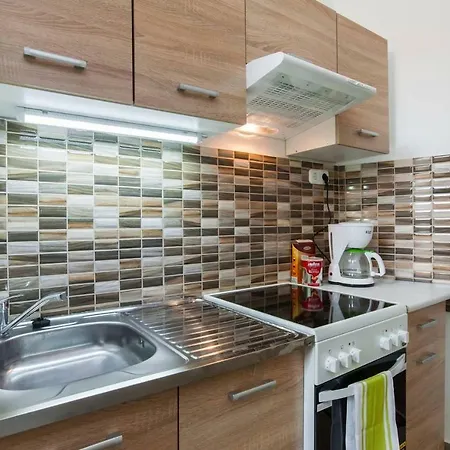 Bacso Bela Utca 8. Apartment *